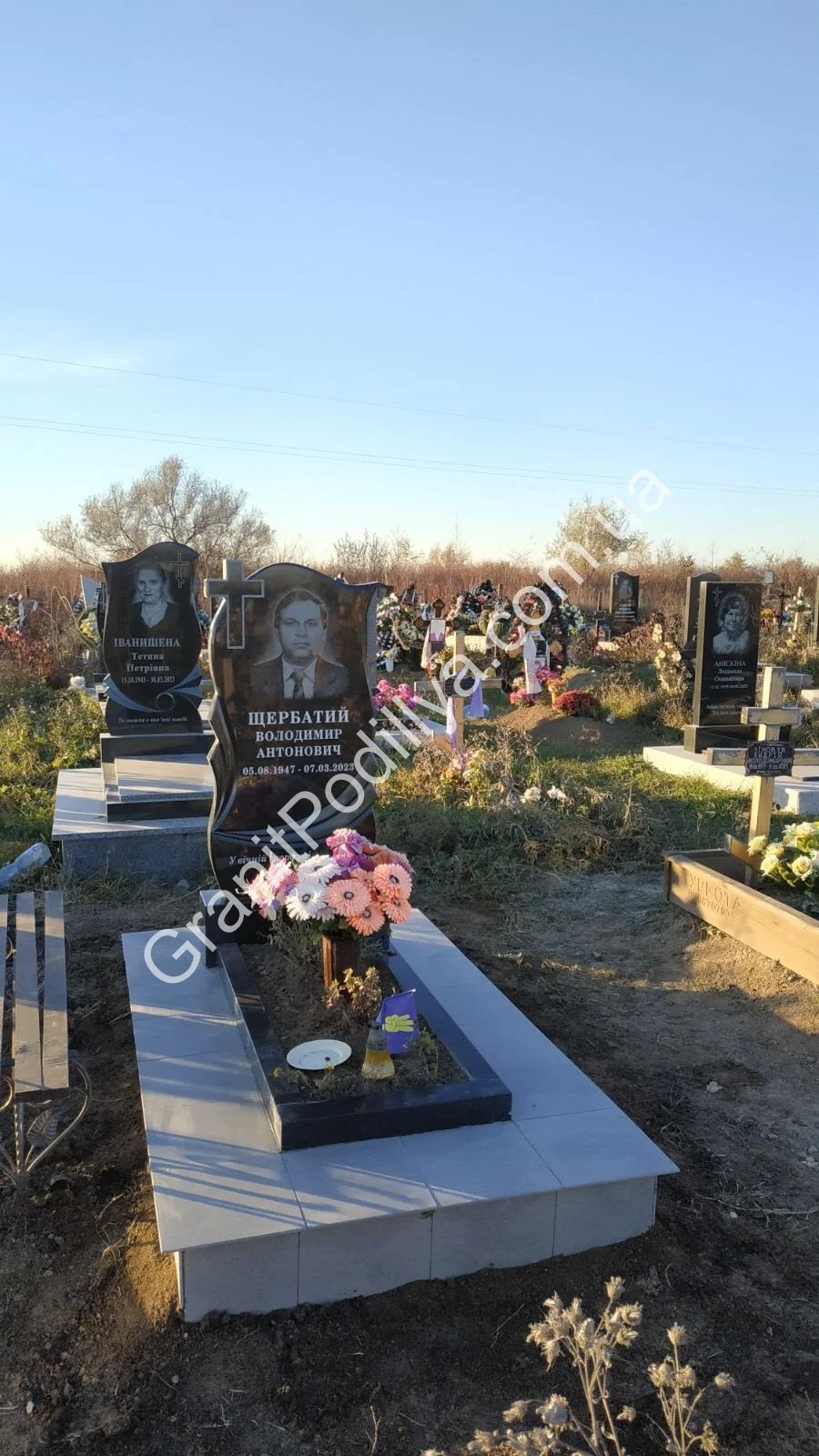 Одинарний пам'ятник з граніту - Кам'янець-Подільський | GranitPodillya